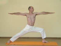 Yoga asana: 034-Virabhadrasana B