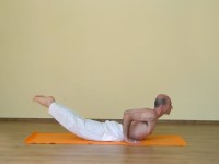 Yoga asana: 102-Shalabhasana C