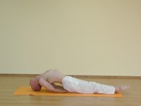 Yoga asana: 117-Sukha Matsyasana A
