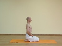 Yoga asana: 138-Vajrasana