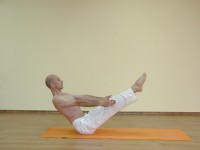Yoga asana: 142-Paripurna Navasana