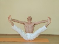 Yoga asana: 147-Upavishta Konasana B