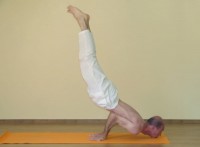 Yoga asana: 173-Uttana Mayurasana